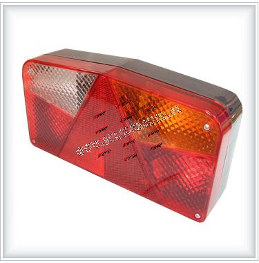 LAMPA ZESP.Z TRJK.ODBL./PRAWA/ 1/KIERUNEK